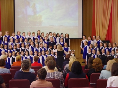 Школьный хор "Подснежник"