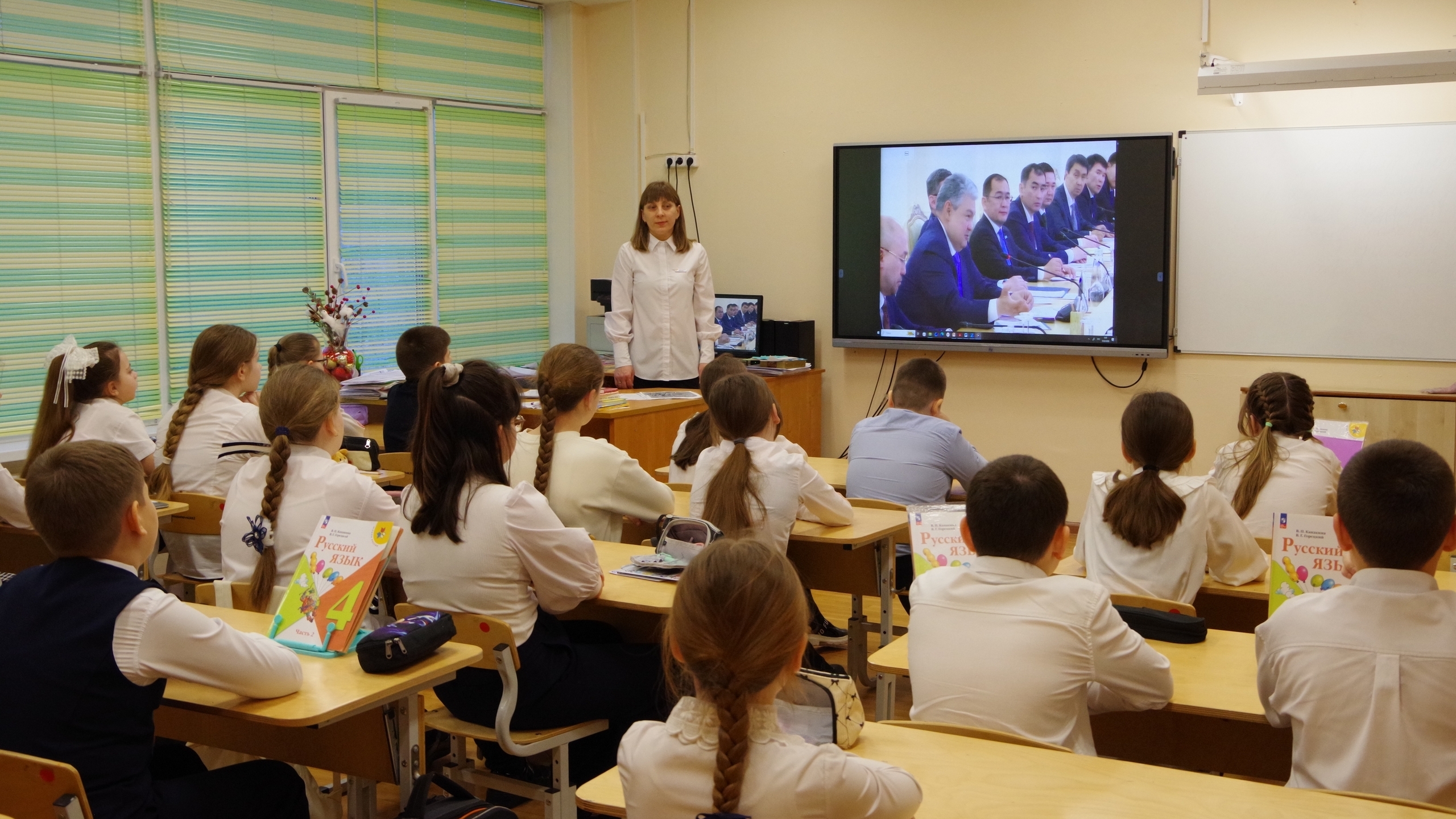 10 февраля - День дипломатического работника 